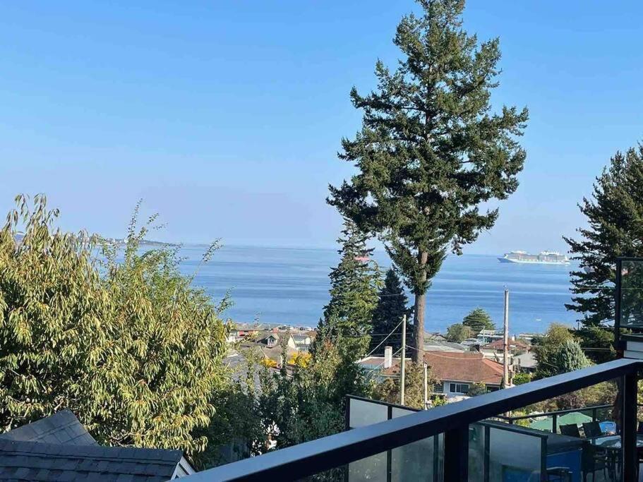 Sunrise Escape - Close To The Beach! Victoria Exterior photo
