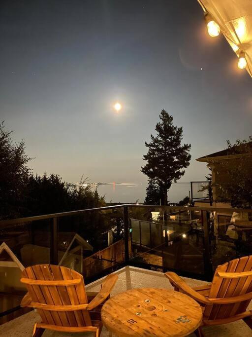 Sunrise Escape - Close To The Beach! Victoria Exterior photo