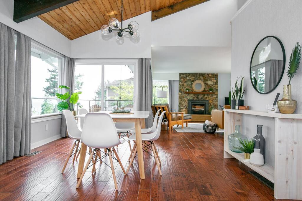 Sunrise Escape - Close To The Beach! Victoria Exterior photo